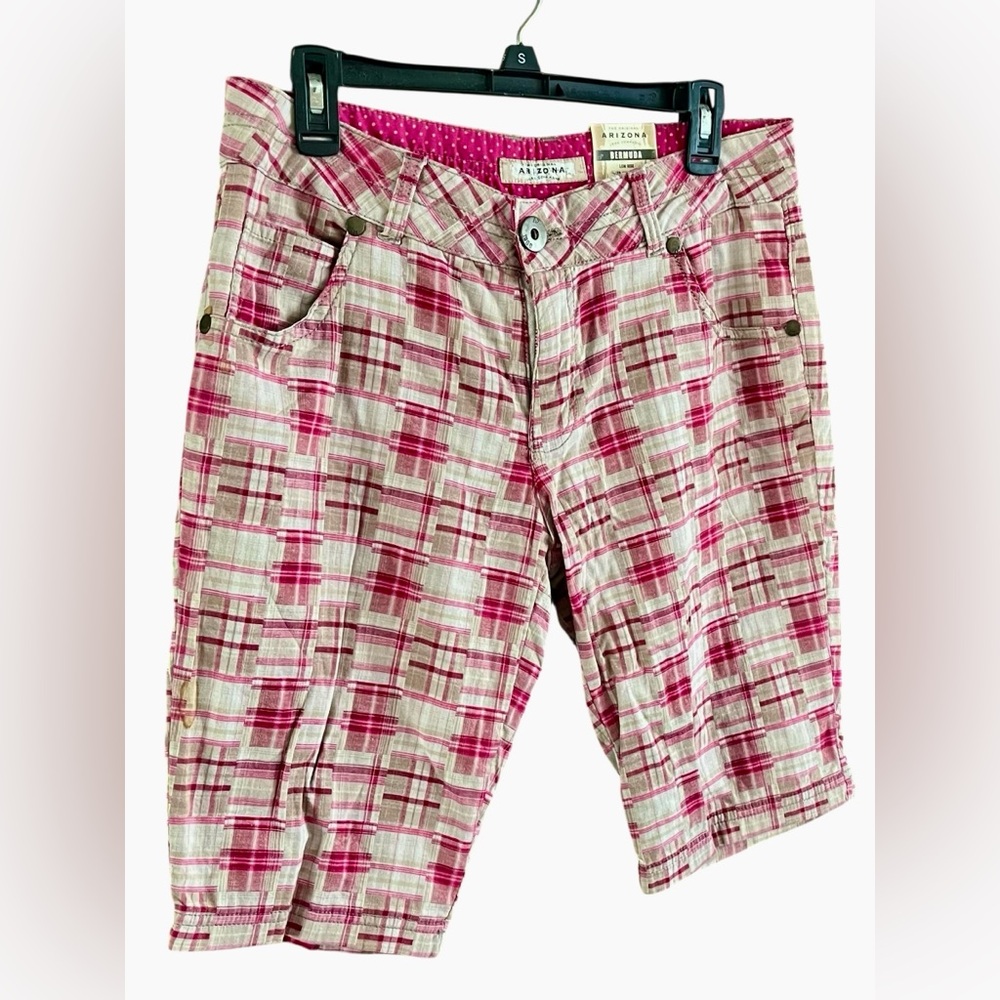 Arizona Jean Company Pink Plaid Bermudas New with Tags - Picture 4 of 7